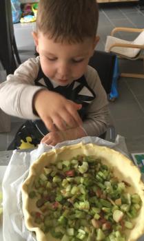 Atelier patisserie (tarte a la rhubarbe)