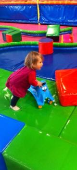 Aire de jeux intérieur (Aubergenville)